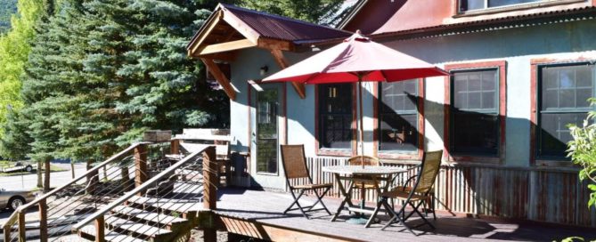 Patio Dining at Prospector